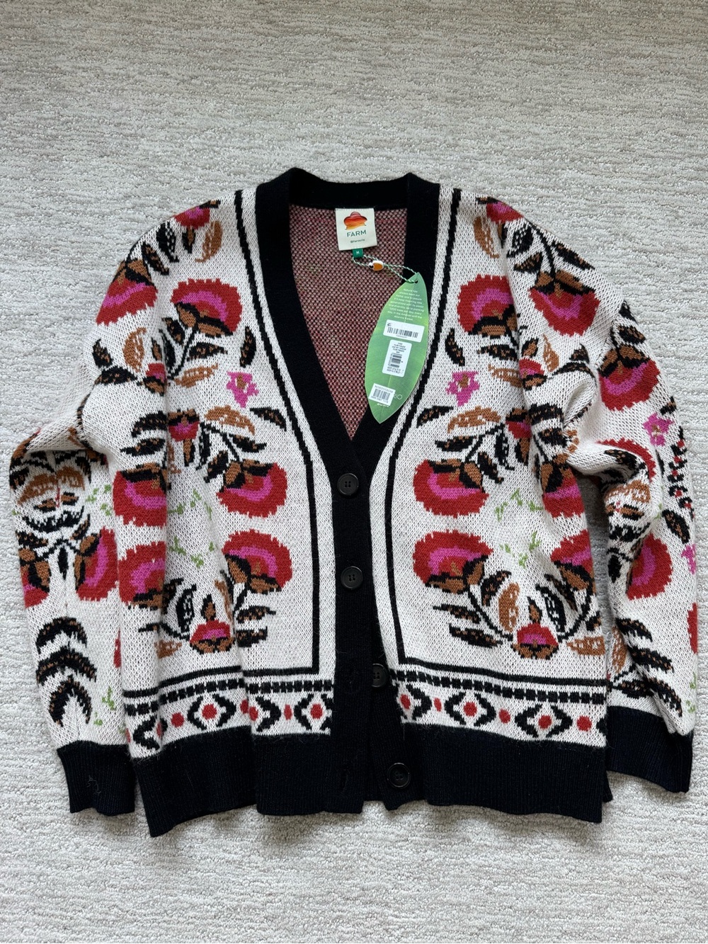 Cute cardigan Size M